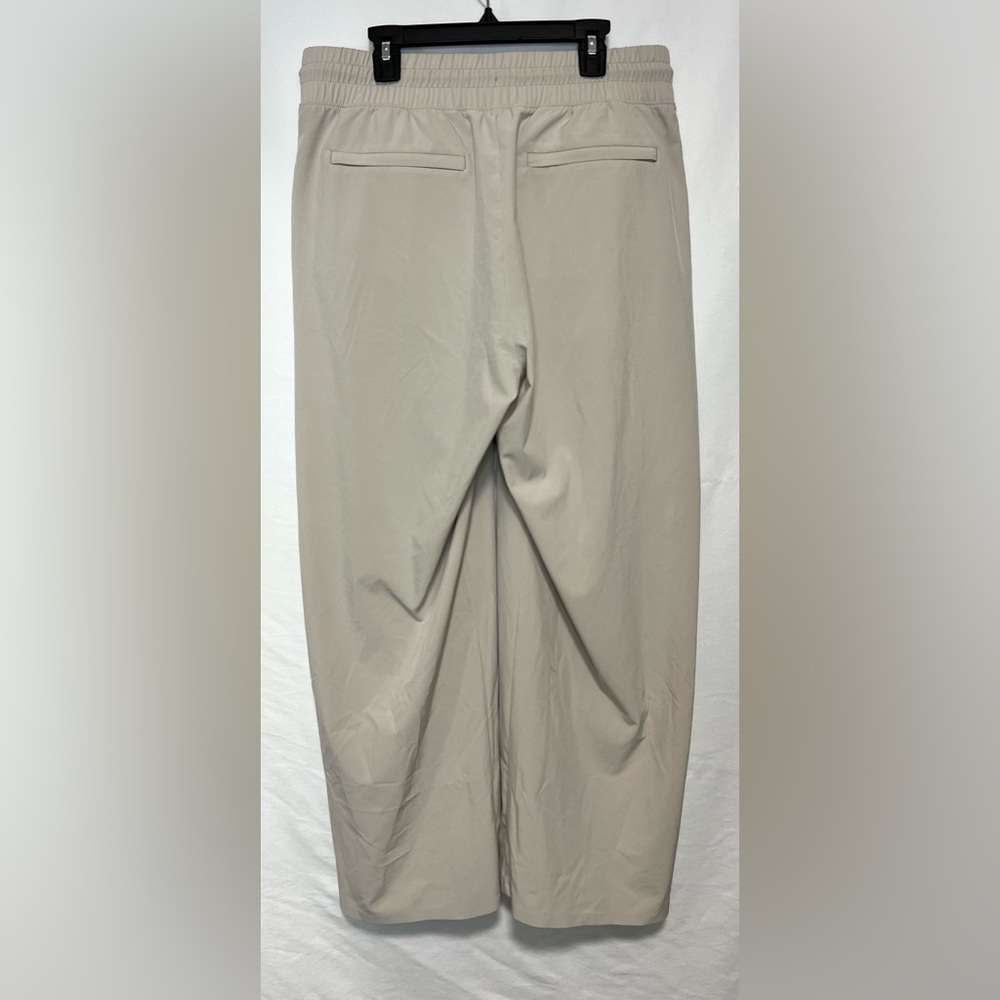 Athleta High Rise Wide Leg Cropped Endeavor Pants Activewear Casual Travel Light - Picture 6 of 10